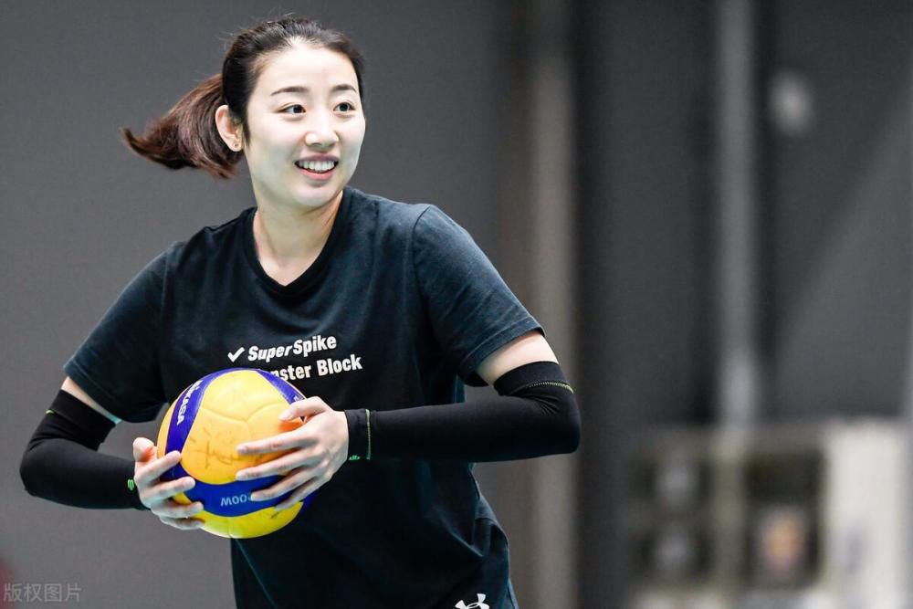 善良新婚小倩和邻居许老头