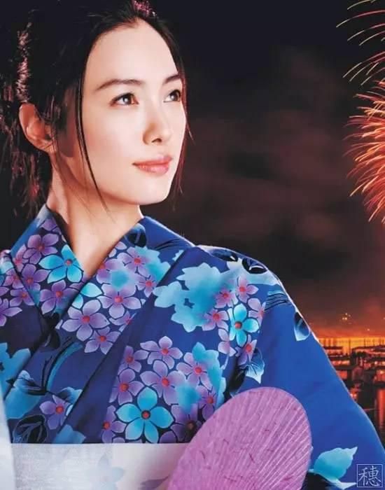 美女的隐私尿囗免费看